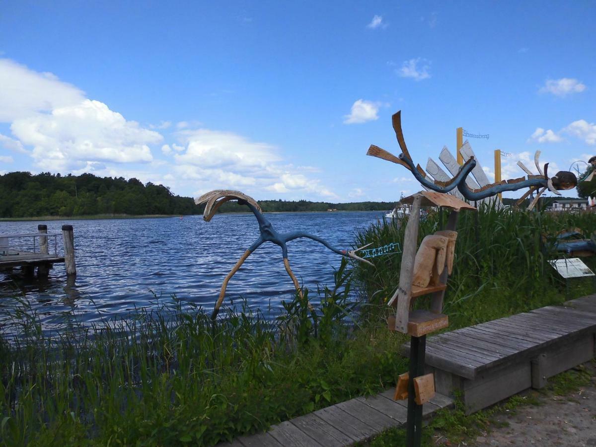 SchlossparkFerienwohnungen Rheinsberg Exterior foto